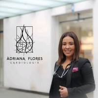 Dra. Adriana Flores Zapata