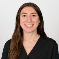 Isabel Centra, Pe