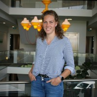 Lynette De Vries