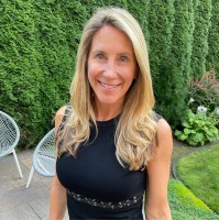 Kristy Clarke, Bs / Chpc/ Cpt