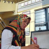 Yuni Sri Wahyuni