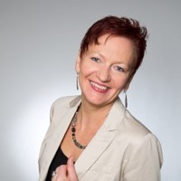 Dr. Christine Dilmaghani