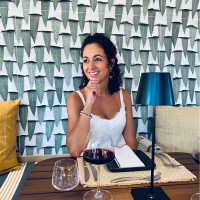 Yasmine Bernaers