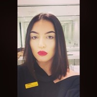 Ash Ellen Make-up Artist
