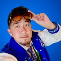 Sunny Su ⚡️Tech • Design • Marketing