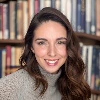 Chloe Lipton
