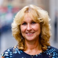 Ingrid Houthuysen