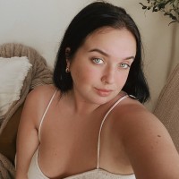 Emily Leah