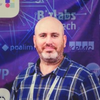 Elad Stern