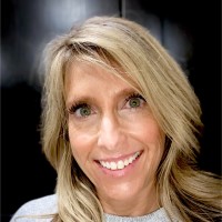 Jennifer Lakin