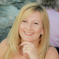 Andrea Ashurst