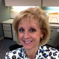 Lisa B Hunt
