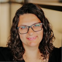 Holley Kivett
