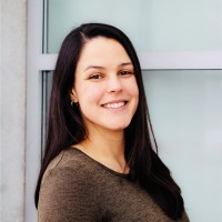 Julie Caya