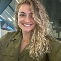 Angelina Oliveira