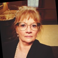 Lisa McNiff Komorous