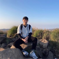 周偉翔