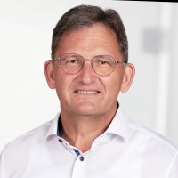 Ralf Niebe
