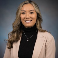 Laurie Veillette, Mba