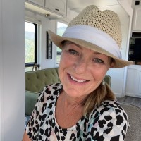 Anne Nelson