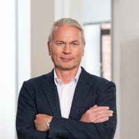 Lutz Roth