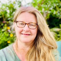 Elizabeth Edgington Miema, Cenv, Msc