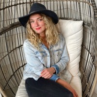 Kate Williams