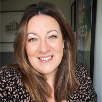 Vikki Calcutt