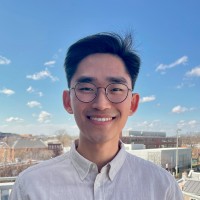 Daniel J Kim