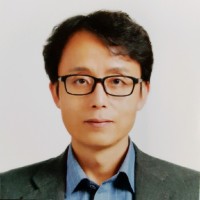 Yonggi Seo