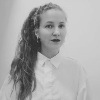Olena Hutak