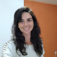 Tamires Huguenin Corrêa