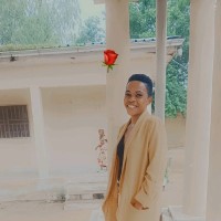therese akamba elanga