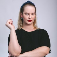 Aline Vanderlinde