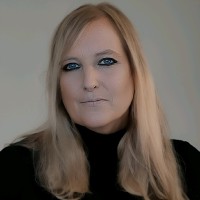 Karen Perri