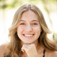 Olivia Bell