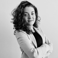 Alba R.