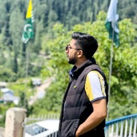 Basit Munir , DVM