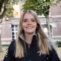 Julie Schang