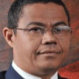 Carlos Algarroba
