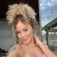 Val Souza Medeiros