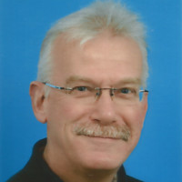 In memoriam Louis van Daalen
