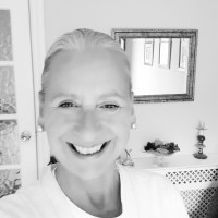 Julie Booth