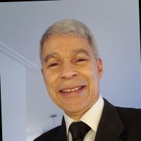 Walter W. S. Santana.'.