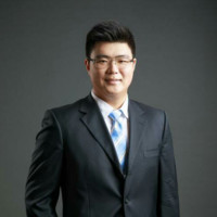 Yikun He