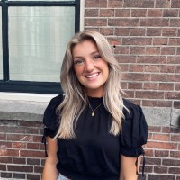Fleur Van Tilborg