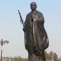 李大威