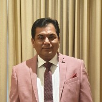 Dr Navneet shukla