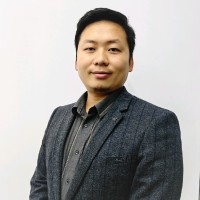 李文龙