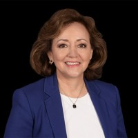 Marcela Flores